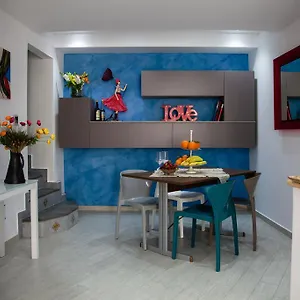Xenia 3*, Palermo Itália
